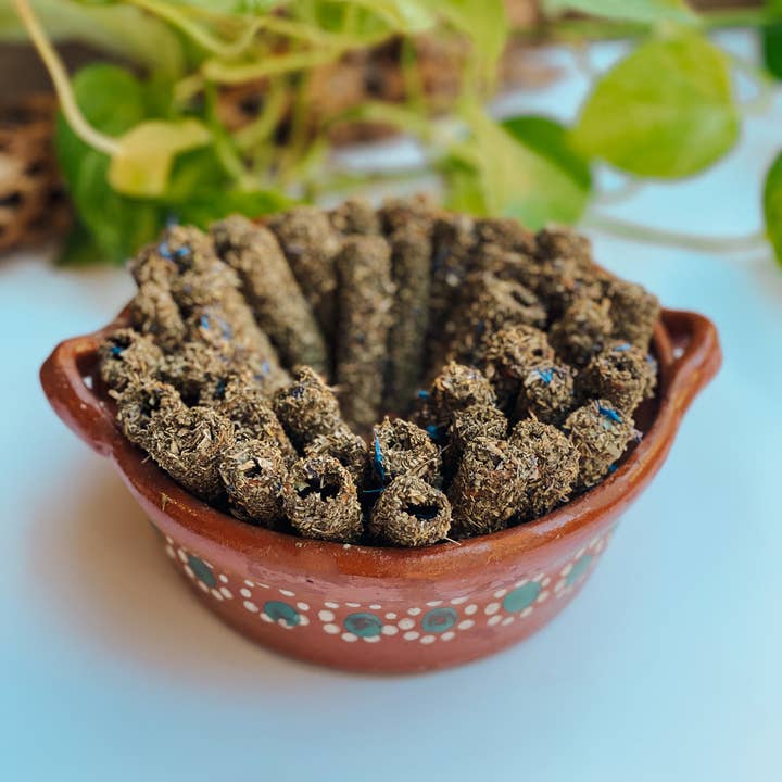 Yolia Botanica - Wholesale Incense - Canelitas - Palo Santo Alternative - 5 Pack1