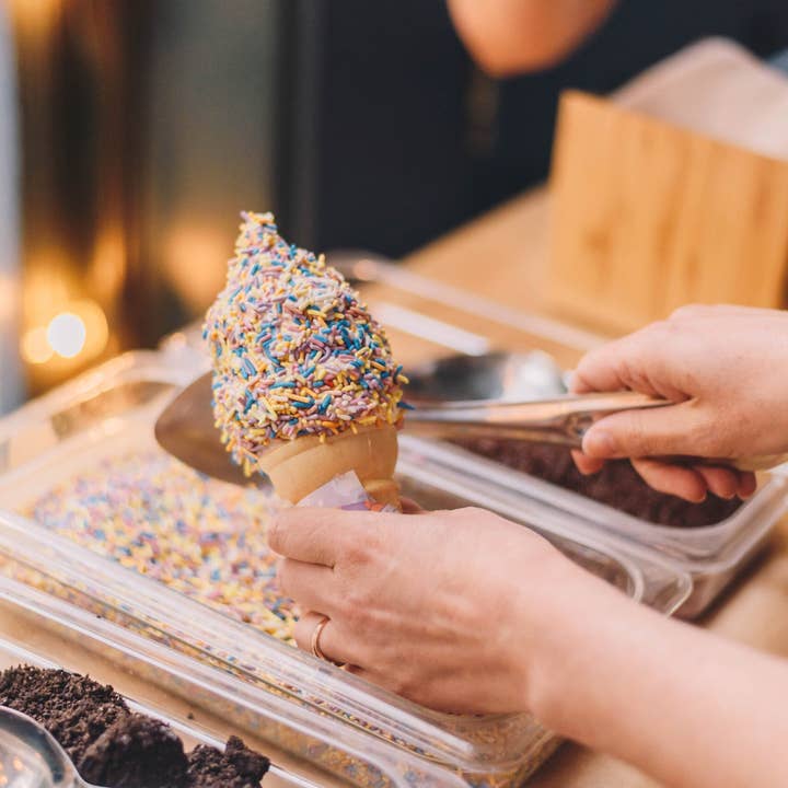 India Tree - Wholesale Sprinkles - Nature’s Colors Carnival Mix Sprinkles4