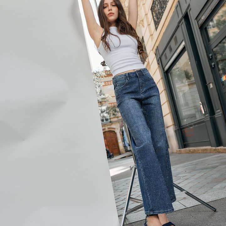 Jean Straight With Rhinestones for wholesale by Place du jour