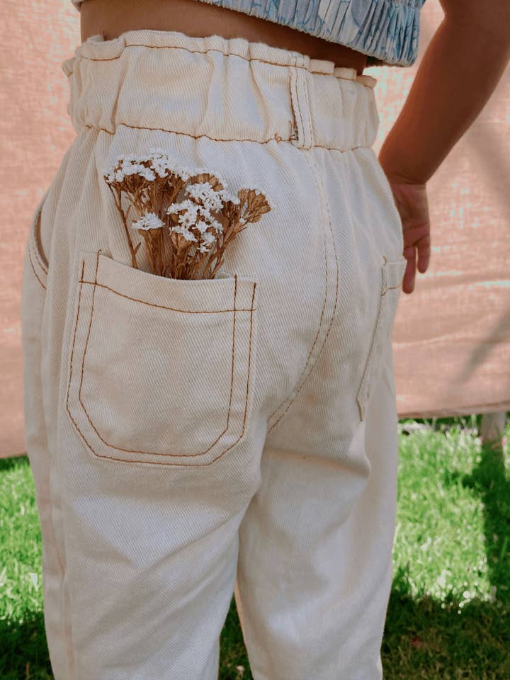 Jaka Jean | milchig für den Großhandel von Wolfie Kids