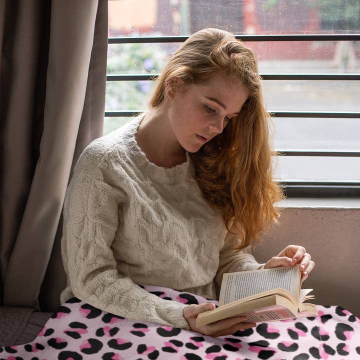 Plüschdecke mit Rosa Leopardenmuster | Kuschelige Wohndecke, Perfektes Geschenk für Kinder, Wohnzimmerdekoration für den Großhandel von Happythings76