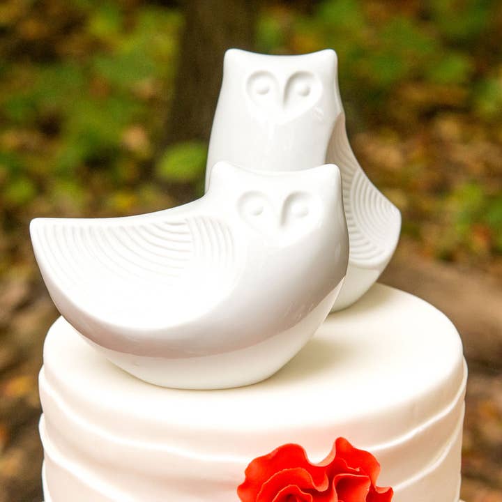 Weddingstar Inc. - Wholesale Cake/Cupcake Topper - Porcelain Owl Pair Figurines Cake Topper