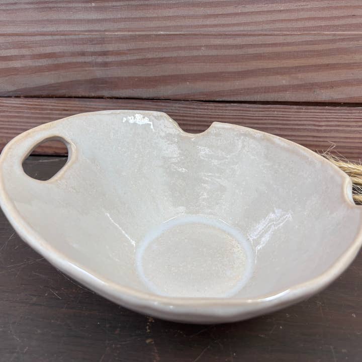 veronicaruizceramica - Wholesale Bowl - Artisanal ramen bowl with chopstick holder1