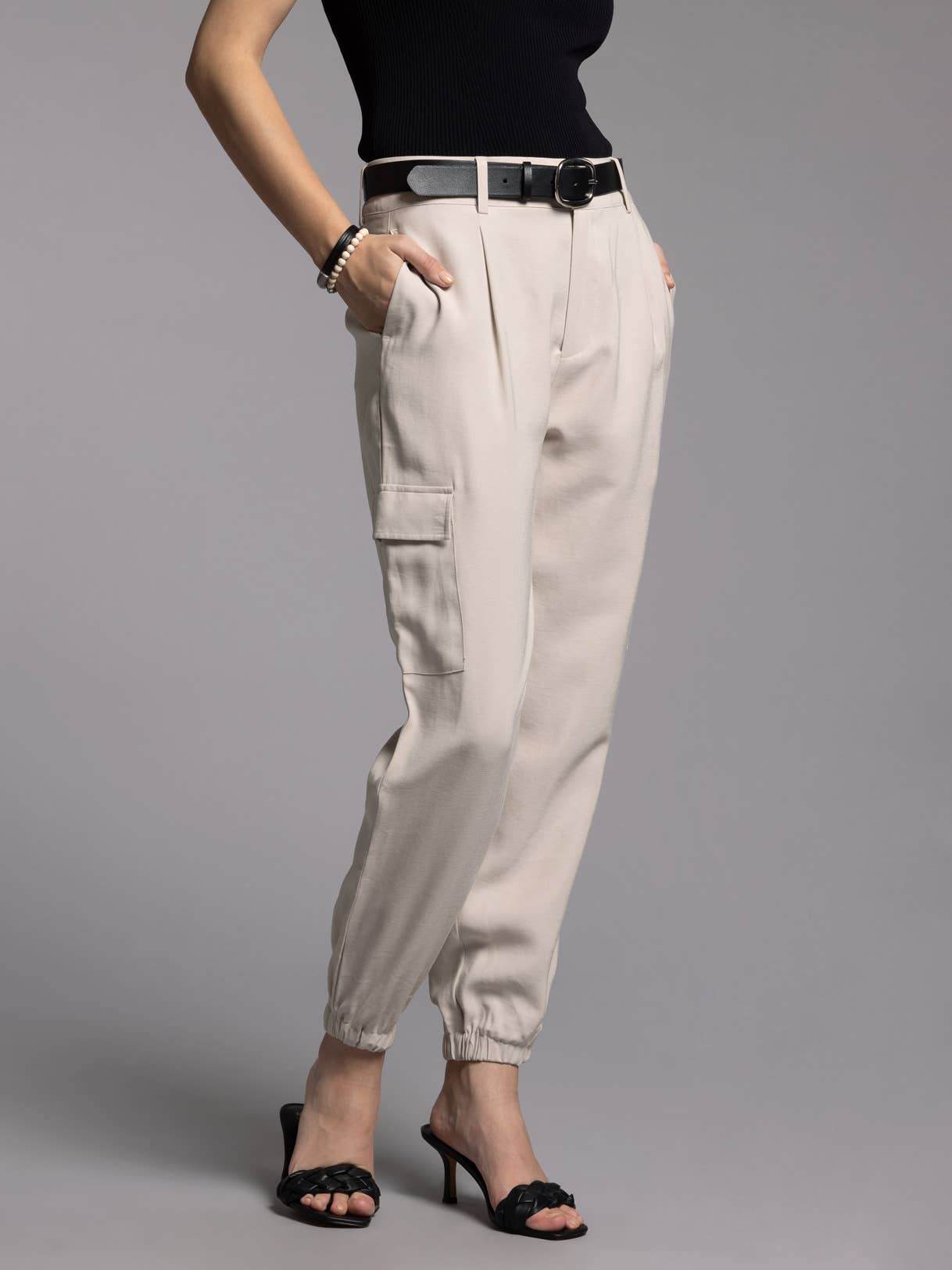 Weekend Los Angeles – wholesale Pants – Women's – Cargo Jogger Pants - LEA PANTS1