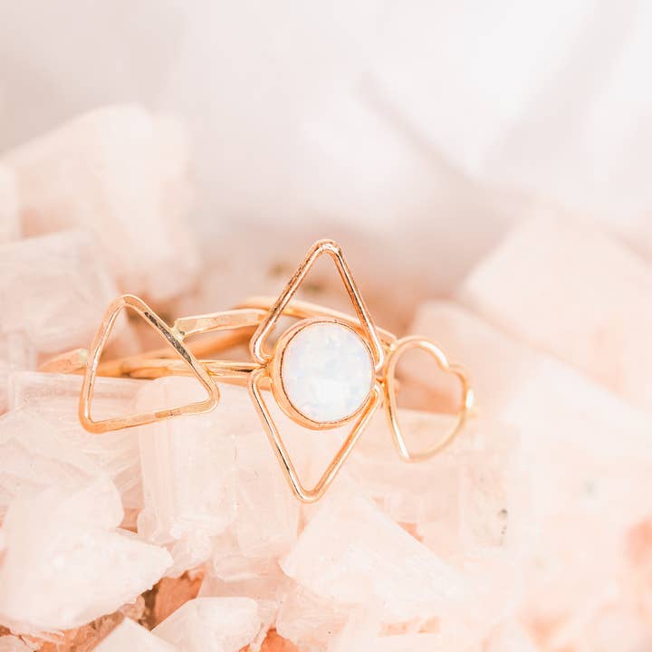 Mineral and Matter - Venta al por mayor Anillos grandes/de cóctel - anillo de ópalo deco anillo art déco triángulo piedra de ópalo grande3