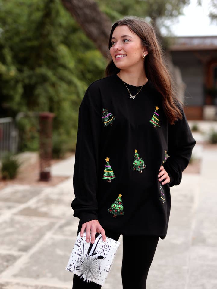Felpa con paillettes Christmas Tree - Nera per la vendita all'ingrosso da parte di Good Times & Great Adventures