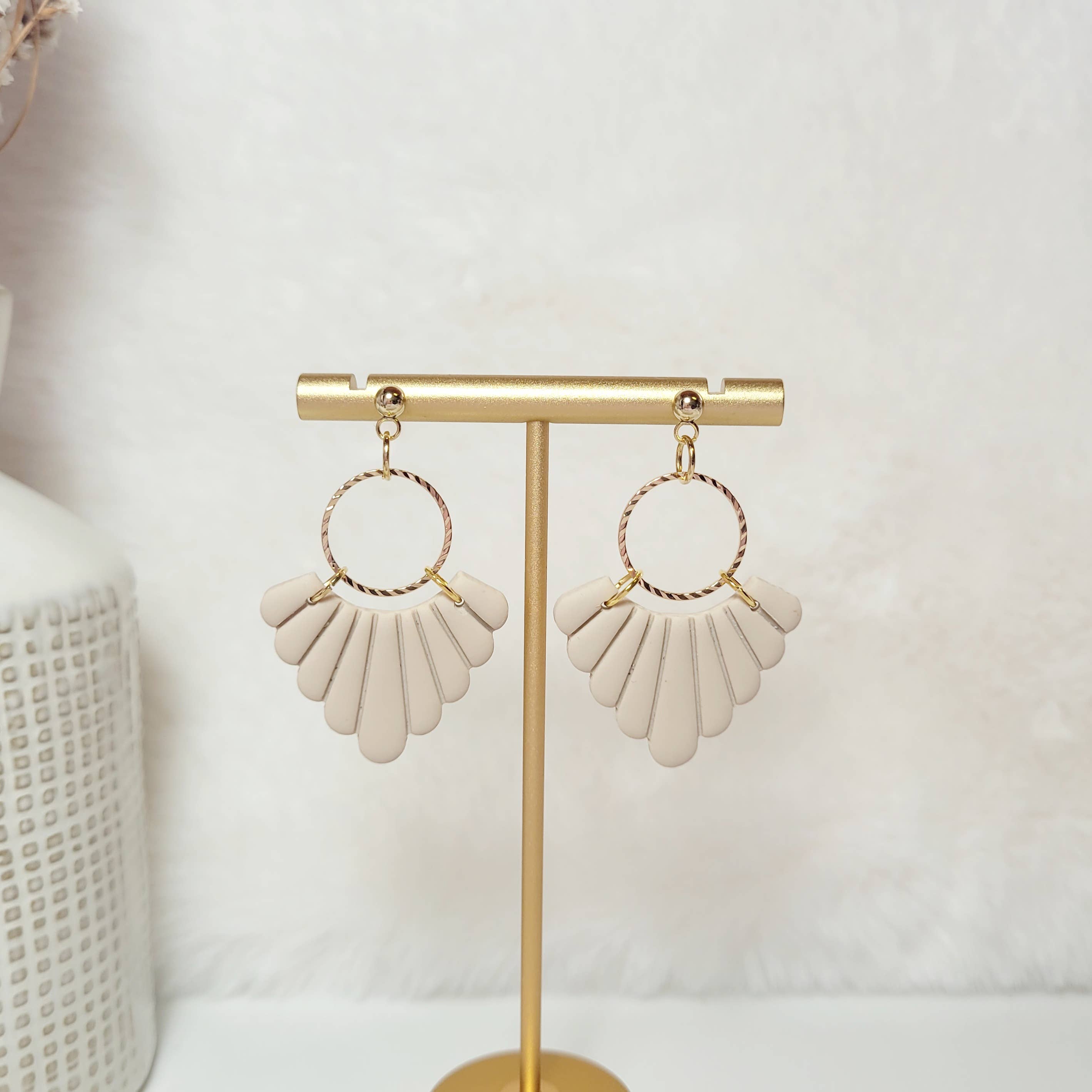 Spiegel Clay - Wholesale Dangle Earrings - Scallop dangles1