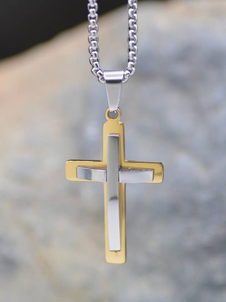 Colar Cruz Prata/Ouro - Colar Eden Merry por atacado de Eden Merry Jewelry by James Lawrence