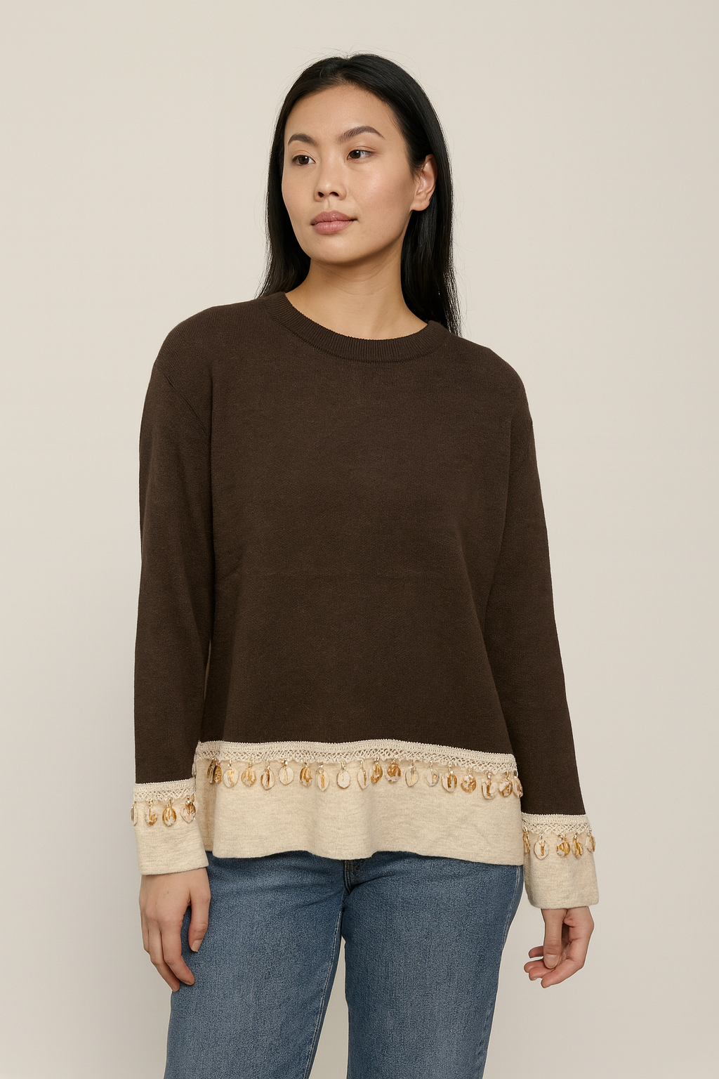 Lucy Sparks – Großhandel Strickpullover – Damen – STRICKPULLOVER MIT VERZIERTEM MUSCHELSAUM-DETAIL1