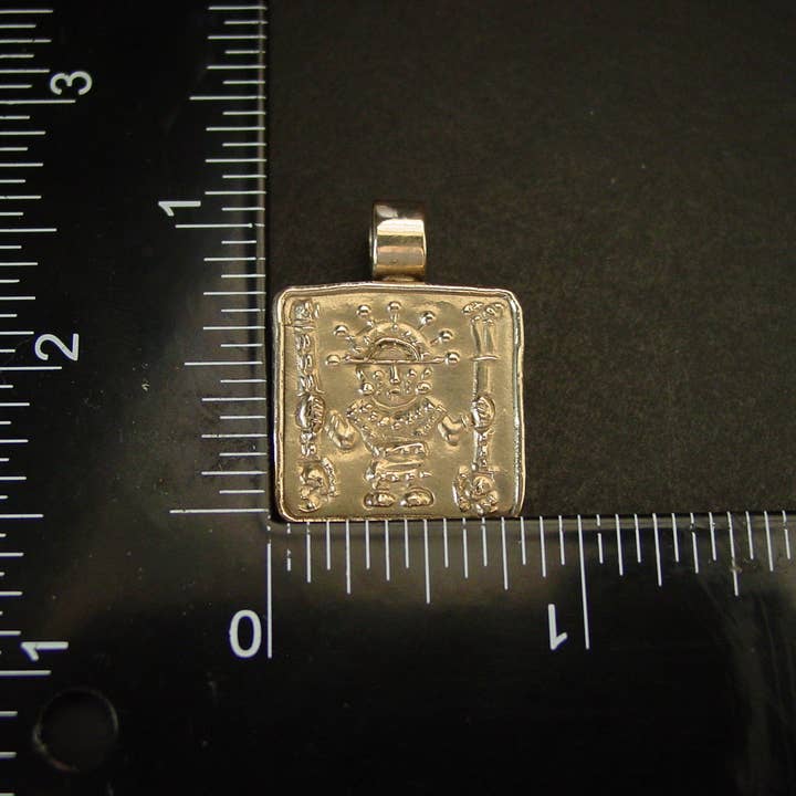 Vis a Vis Jewelry - Venta al por mayor Abalorios/colgantes individuales - Colgante Viracocha, diseño del dios creador inca, tallado a mano