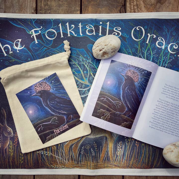 Hannah Willow Art – wholesale Tarot cards – The Folktails Oracle deck, Special black box edition5