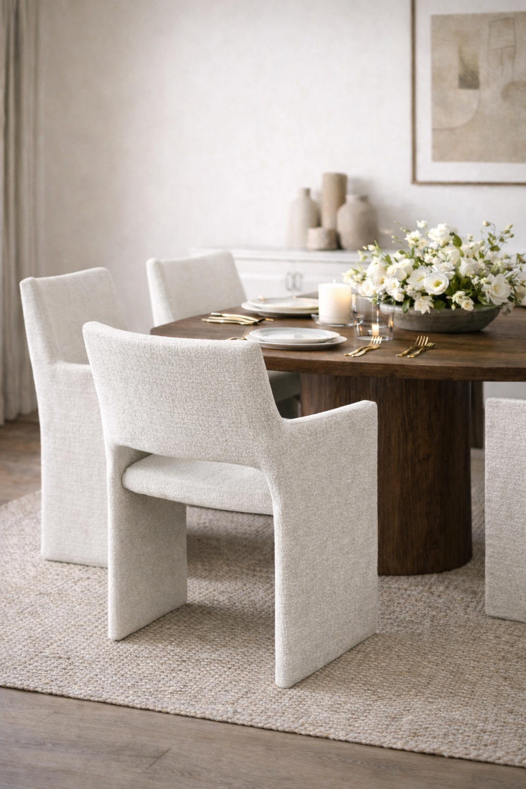 Acacia Home – wholesale Stol – Brighton matstol med skulptural elegans9