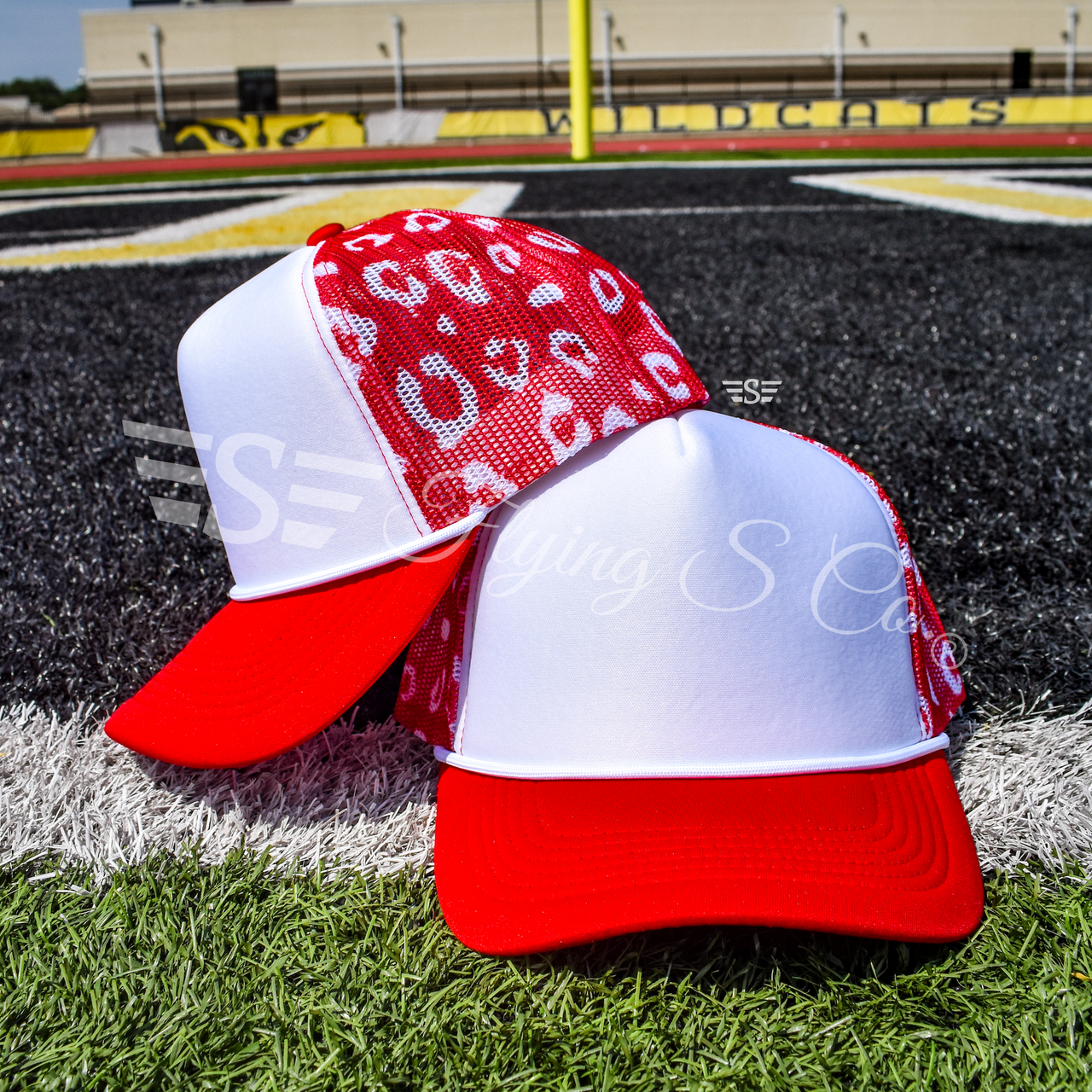 Flying S Company – Großhandel Basecap – Unisex – Weißer Front Leopard Magna Pony™ Mesh Foam Trucker Hut23