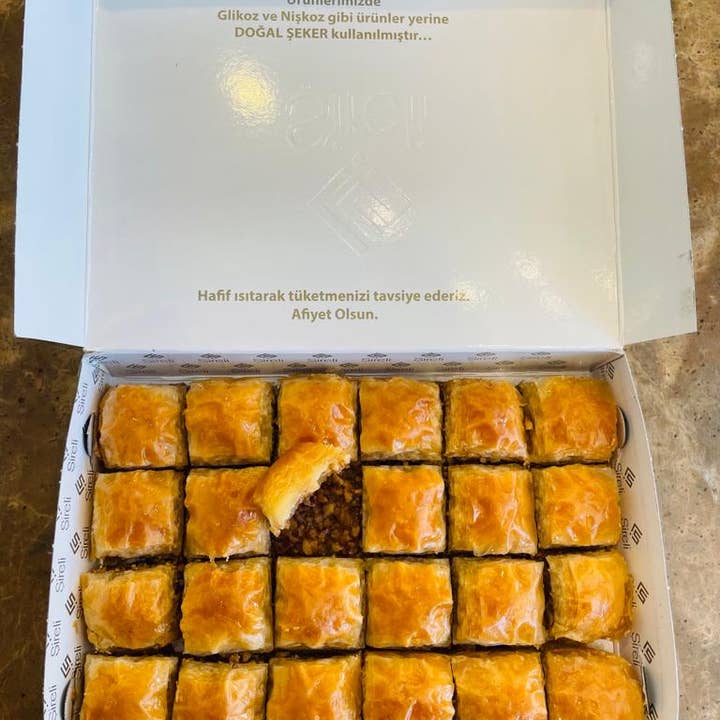 Aladdin - Wholesale Cookie - Sireli | Vegan Walnut Baklava (1.4 Kg)1