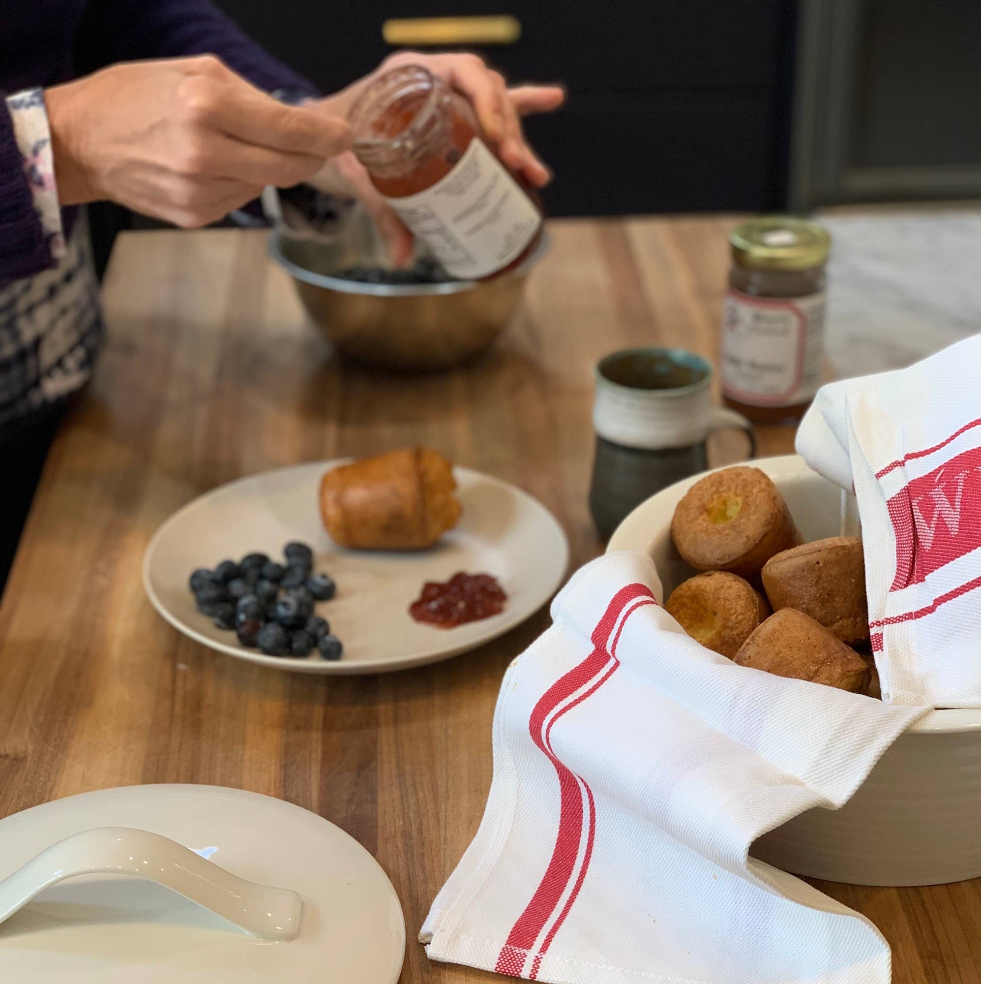 Fox Run Brands – wholesale Baking dish – Fox Run Non-Stick Mini Popover Pan, 12 Cups, 10.75" x 14.5"7