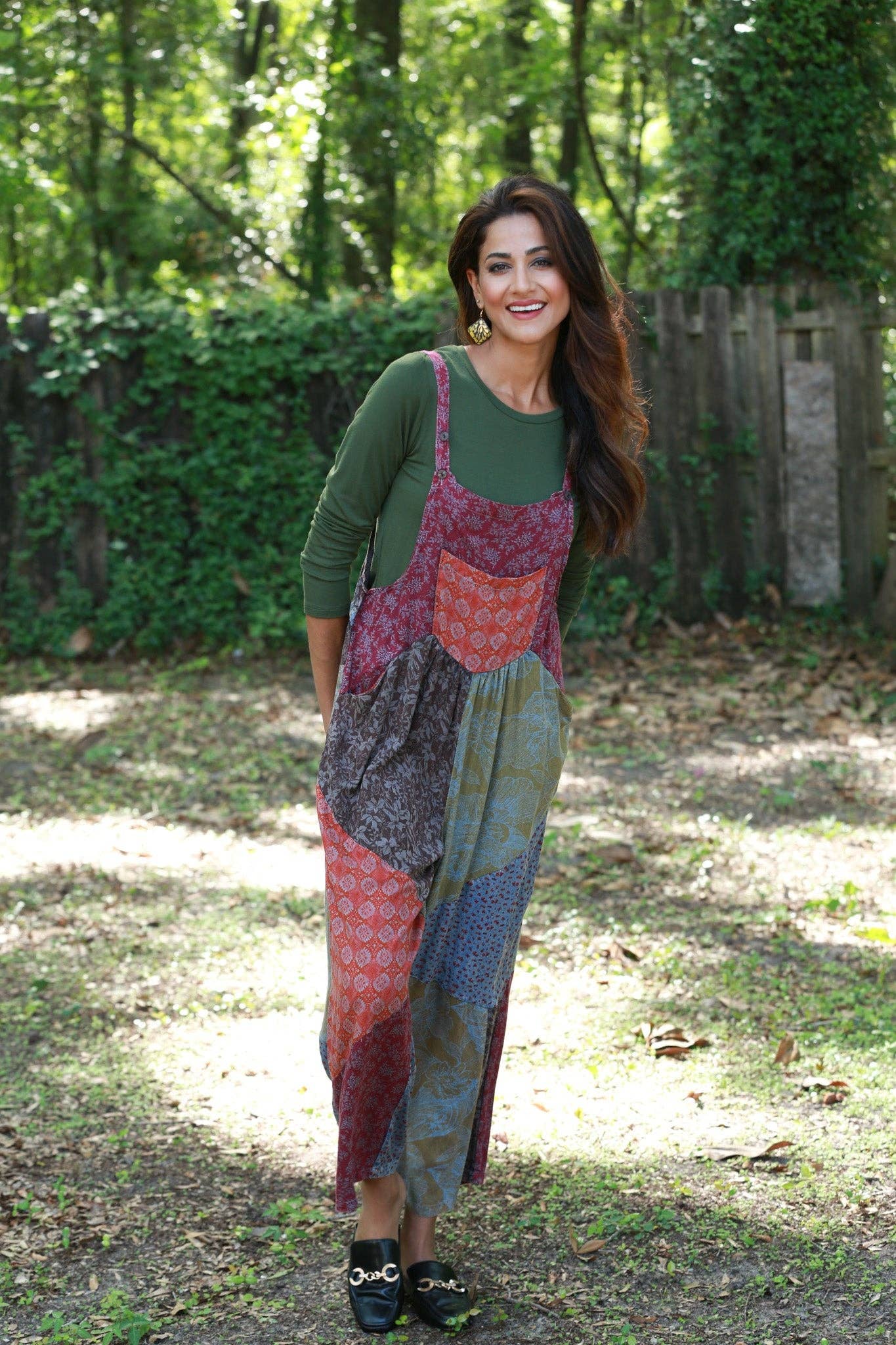 Sacred Threads – Großhandel Overall – Damen – Vintage Beeren Herbst Patchwork Latzhose1