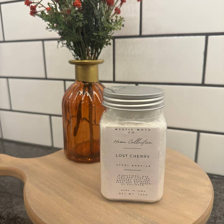 Mystic Moth Co - Wholesale Laundry Detergent Powder/Pods - Non Toxic Laundry Scent Boosters1