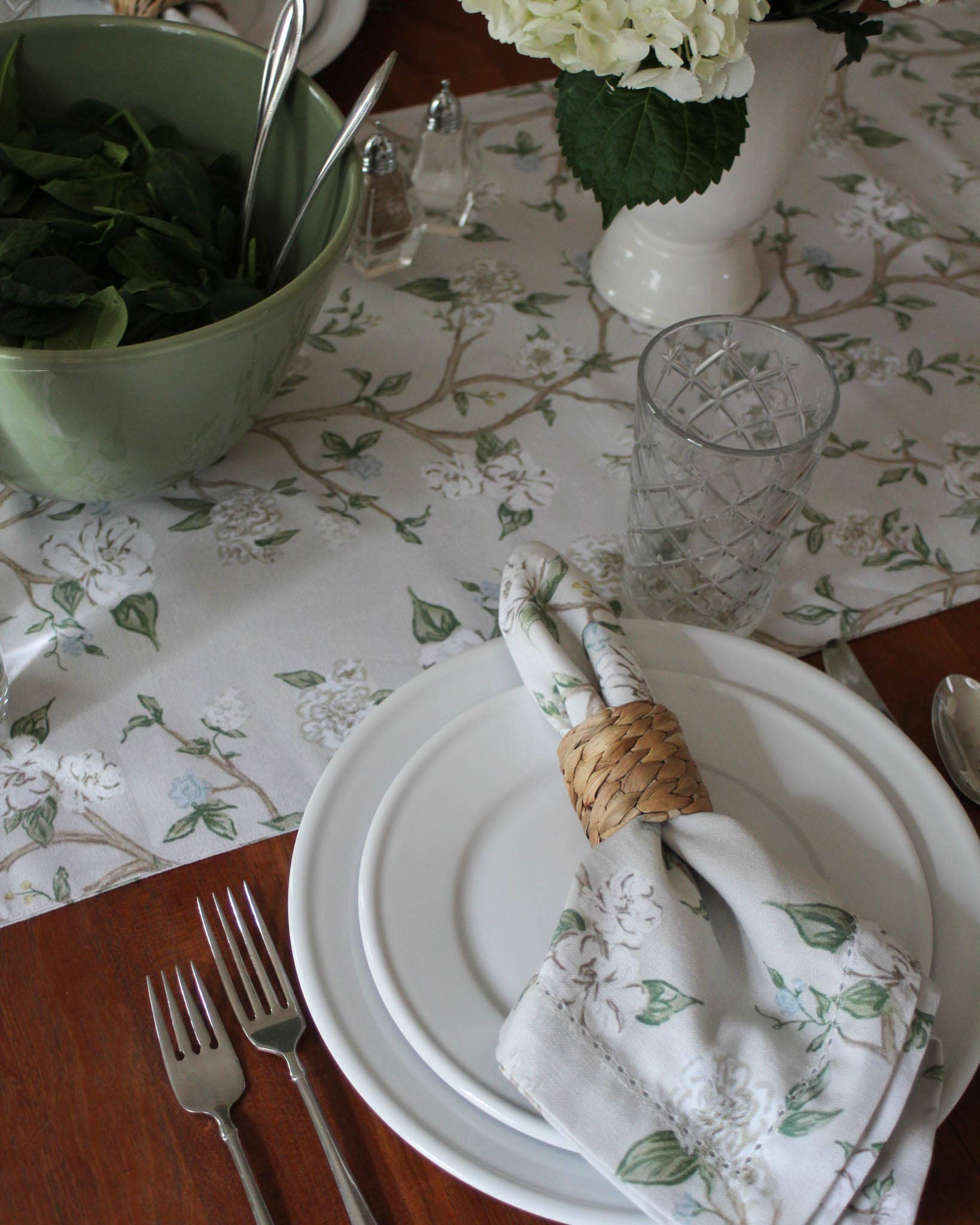 Camellia Floral Dinner Napkins, Set of Four  for wholesale on Faire6