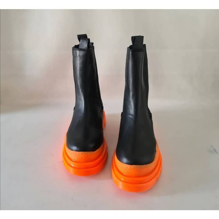 Alessandro Collection Italy – wholesale Chelseaboots – Dam – Kvinnokängor ALEX FLOU med fluorescerande sulor5