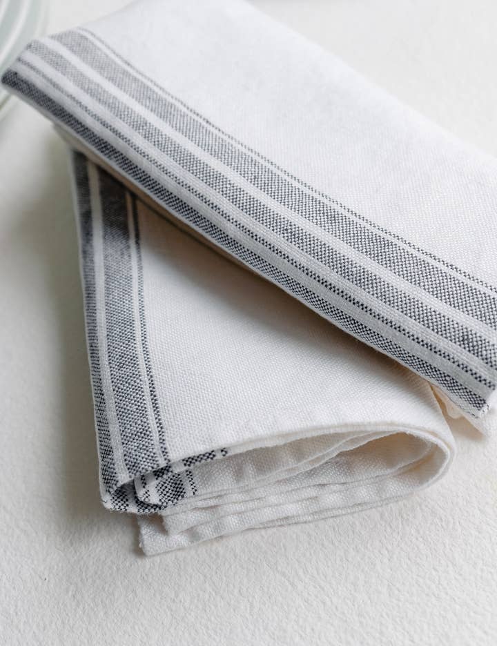 Linen Way Inc. - Wholesale Dinner & Cloth Napkin - Maison Linen Napkin - Available in 8 Colors1