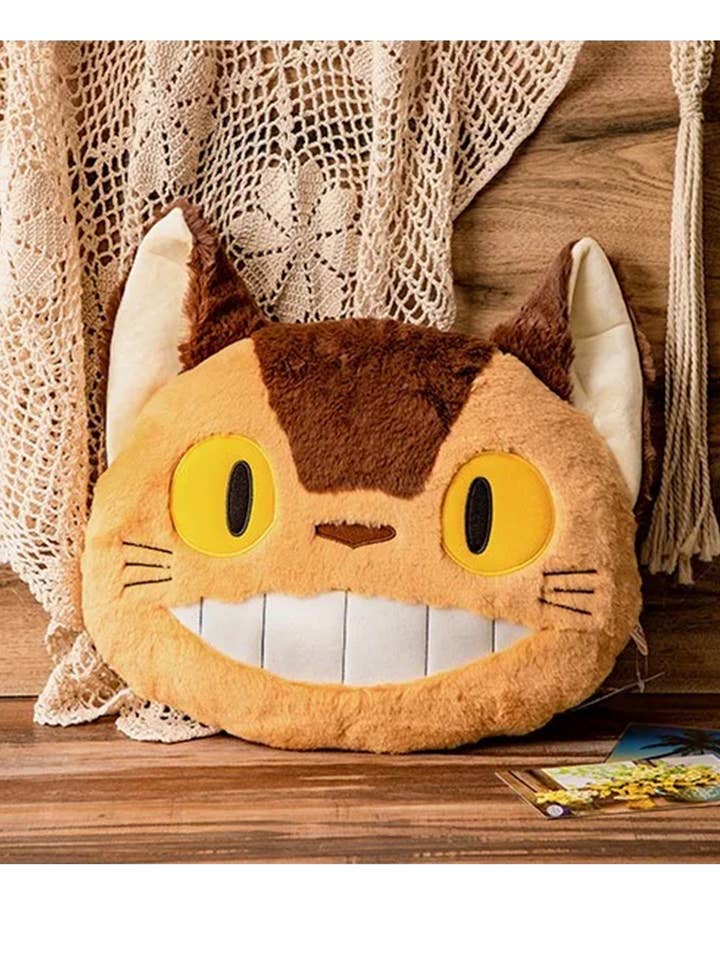 Il mio vicino Totoro cuscino di peluche Catbus Gattobus per la vendita all'ingrosso da parte di Close Up GmbH