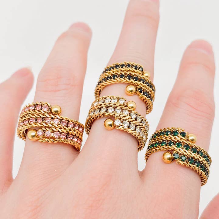 Anillo de acero inoxidable chapado en oro de 18 quilates con circonita cúbica - FGS para venta al por mayor de Mio Queena