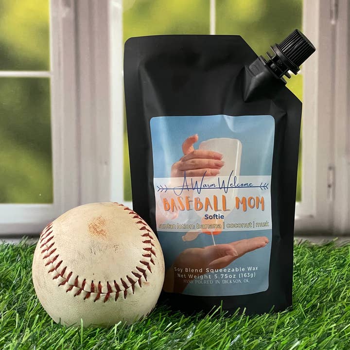 Doudou Baseball Mom | Squeeze Wax Melt pour la vente par A Warm Welcome
