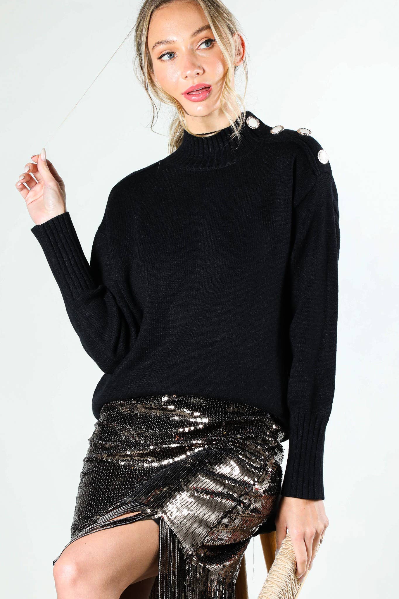 Vine & Love – Pulôver - Mulher por atacado – Camisola de Malha com Gola Alta e Detalhe de Botões VT8146613