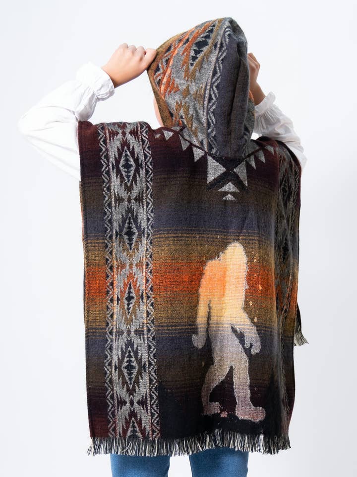 Los Andes Shop - Wholesale Poncho - Unisex - Bigfoot Poncho Sasquatch Hooded Blanket