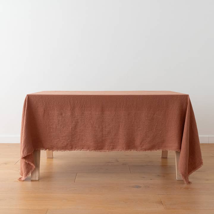 LinenMe - Wholesale Tablecloth - Hand Made Linen Tablecloth Mocha Terra Fringe5