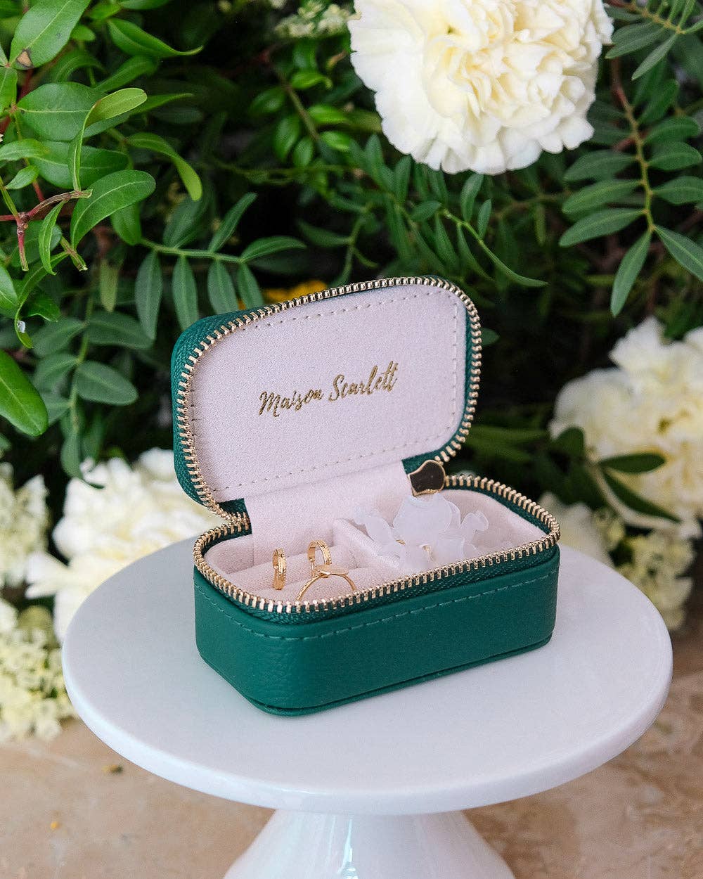 Maison Scarlett - Wholesale Jewelry Box/Organizer - Marie PU leather mini travel jewelry box5