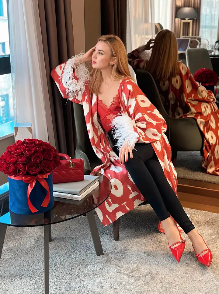 Silk & Cotton Global - Wholesale Kimono - Women's - 85% Silk 15% Cotton Kimono “Be My Valentine”4