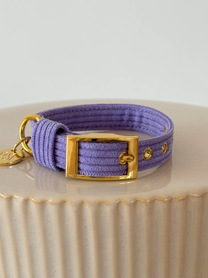 KLASSISK HUNDEHALSBÅND - PASTEL LILLA for engroshandel hos Moniandme