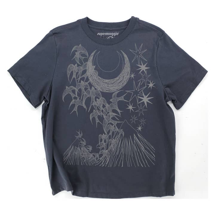 T-shirt Gwenn Night Flight en tissu épais pour la vente par Supermaggie @ Faire