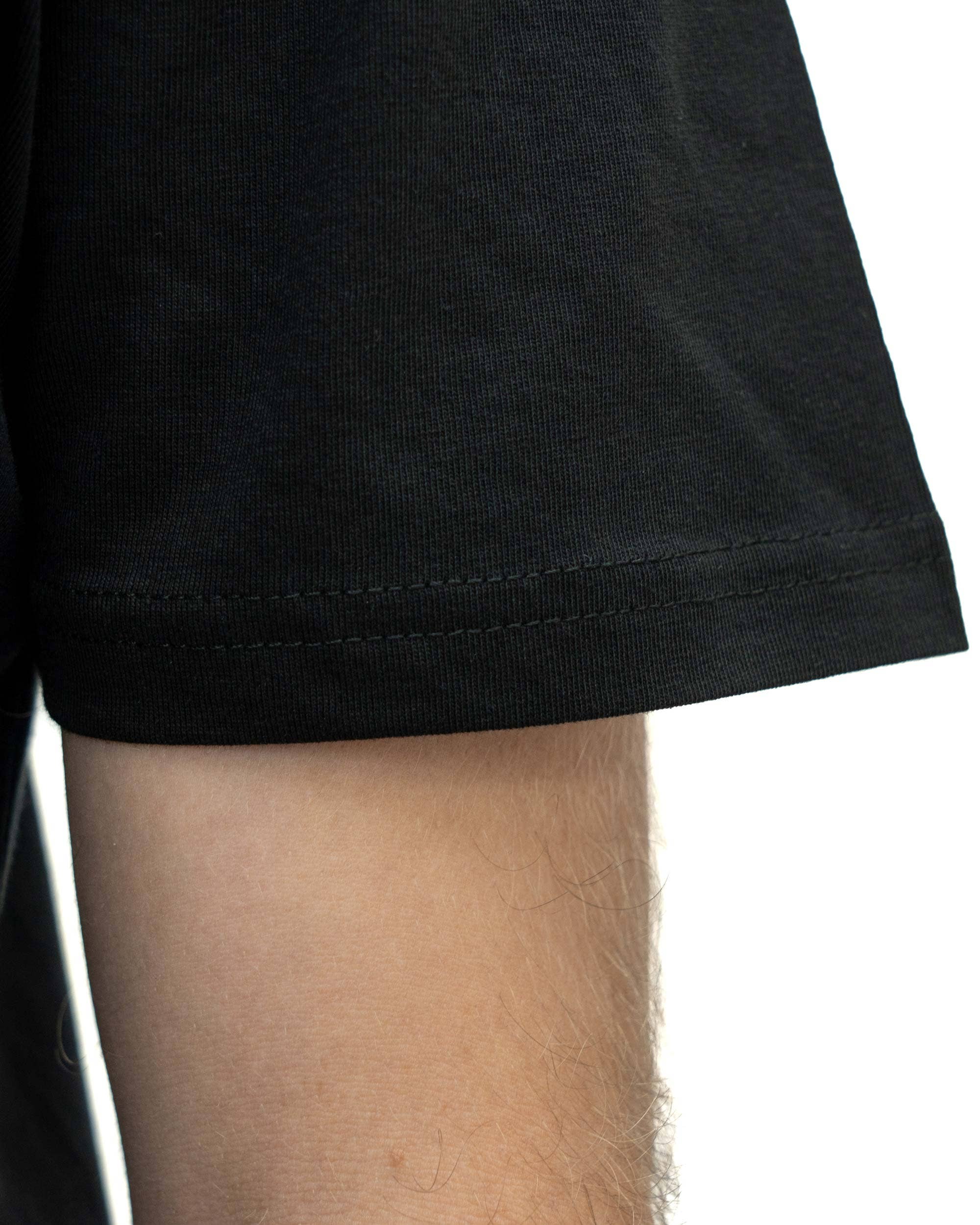 Black Attack of The Giant Cats T-shirt 100% organic cotton for wholesale on Faire3