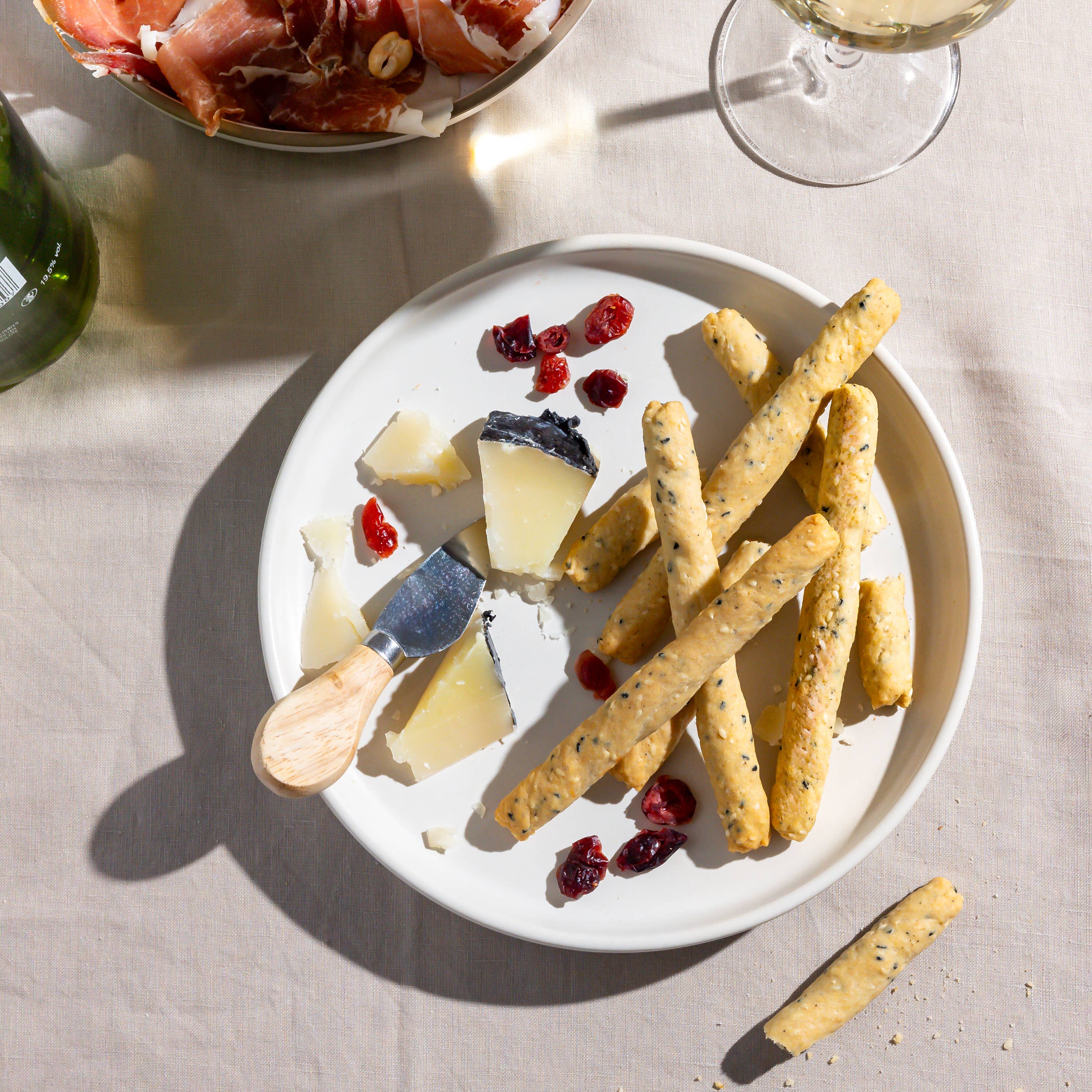 PETITS GRECS P.C. – wholesale Kex – Almyra svarta frön - hantverksbakade salta brödpinnar2