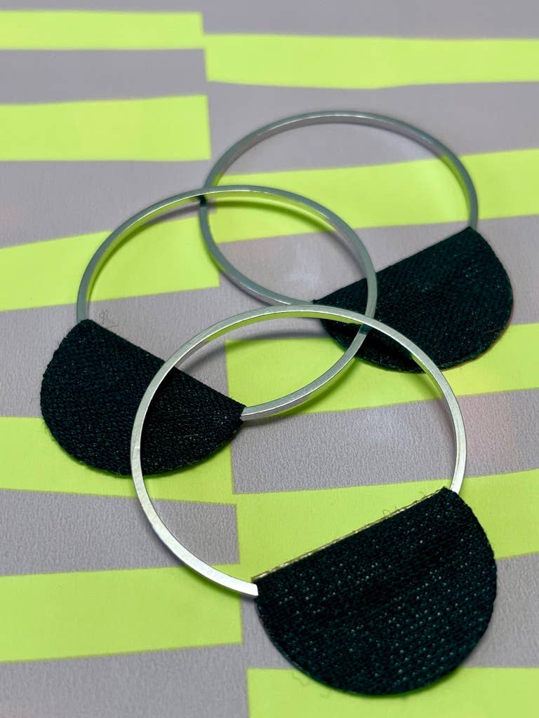 von Lani = Jewellry + Suncatchers - Wholesale Picture Frame - Picture Hangers Set of 3 🔵🔵🔵/frames/postcards 5