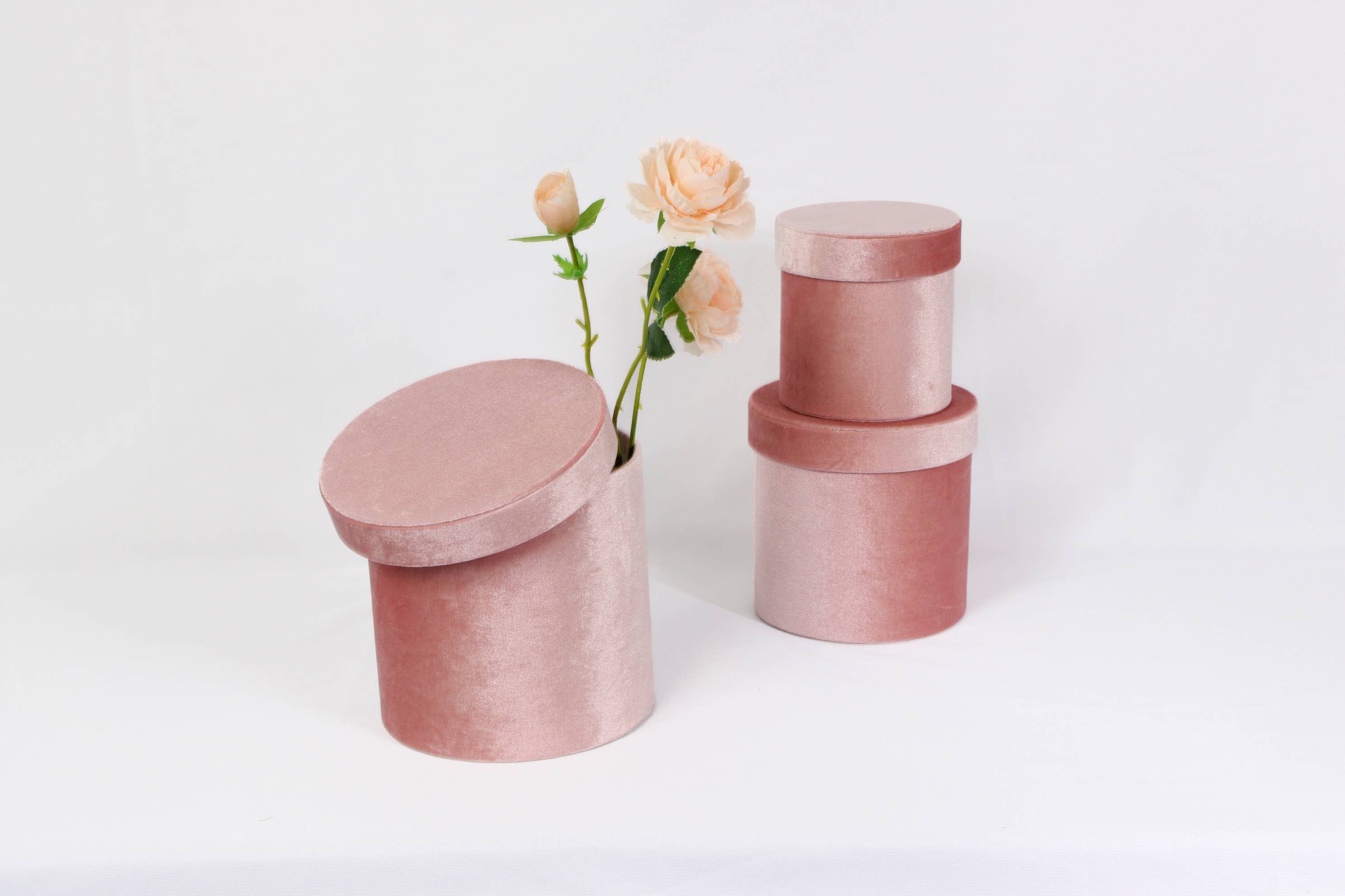 Elegant Design Supply – Engroshandel Gaveæske – Fløjlsrund blomsterhatteæske med låg19