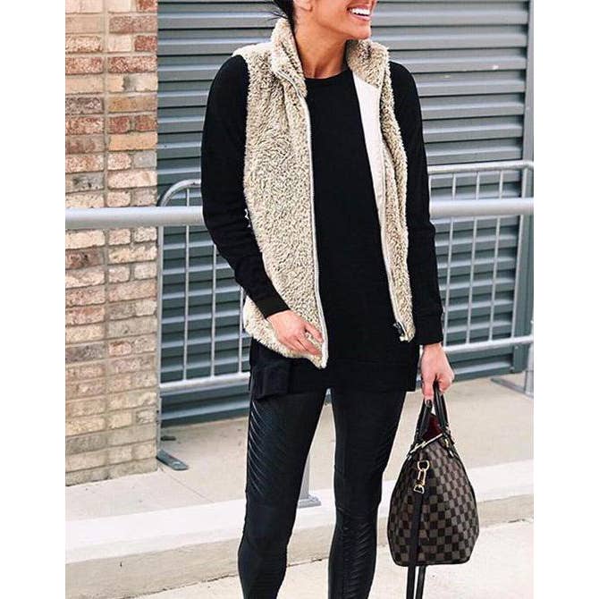 Rosa Clothing - Wholesale Outerwear Vest - Women's - Pocket zippered plush fleece vest jacket5