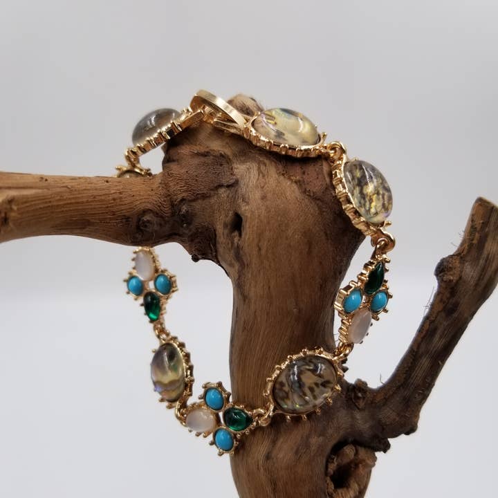 Braccialetto con perline di conchiglia di abalone nostalgico per la vendita all'ingrosso da parte di CHAKRA JEWELRY