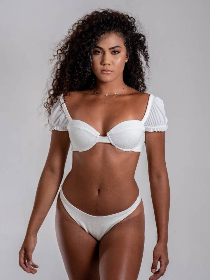 Top de biquíni brasileiro com aro vintage texturizado crepe manga bufante por atacado de Brazilian Coast Beachwear