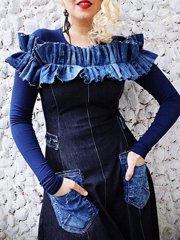 BLEU Robe maxi en jean à manches longues, coupe évasée, poches, empiècements et volants en vente sur Faire4