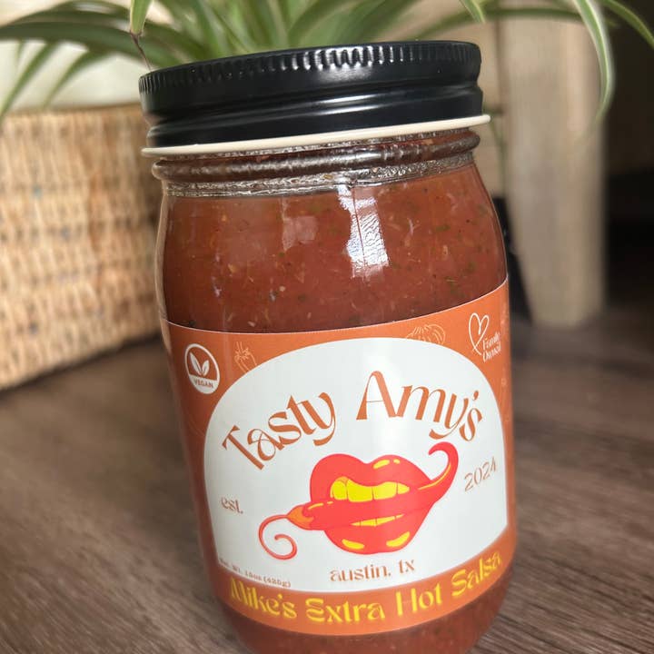 Mikes krydrede hot salsa for engroshandel hos Tasty Amy’s