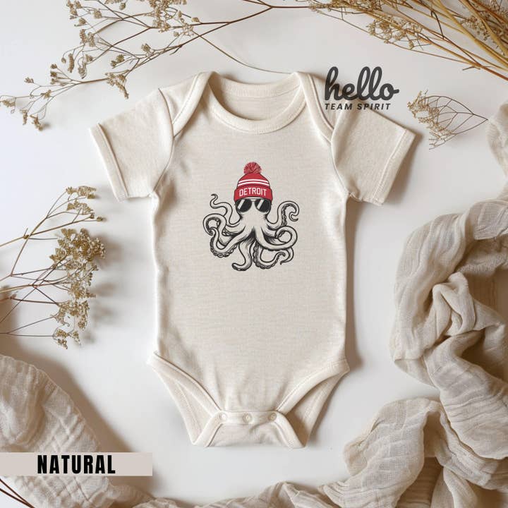 Barboteuse de hockey pour bébé Détroit Pieuvre Mascotte Détroit Hockey Rouge T-shirt Maman et Moi Tenue assortie Famille Détroit Pieuvre pour la vente par Hello Team Spirit