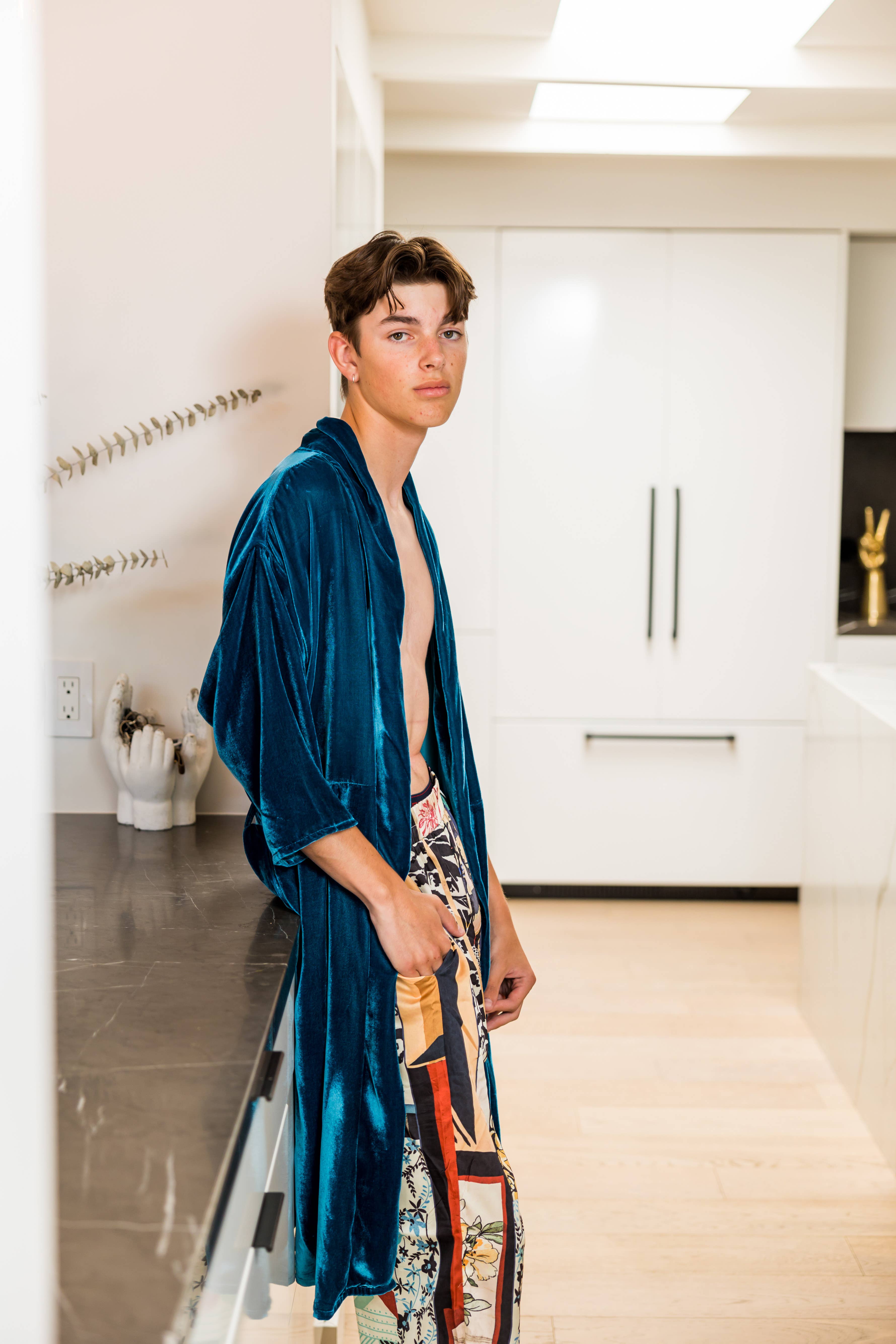 Jennafer Grace - Wholesale Kimono - Dames - Peacock zijden fluwelen Koi kimono7