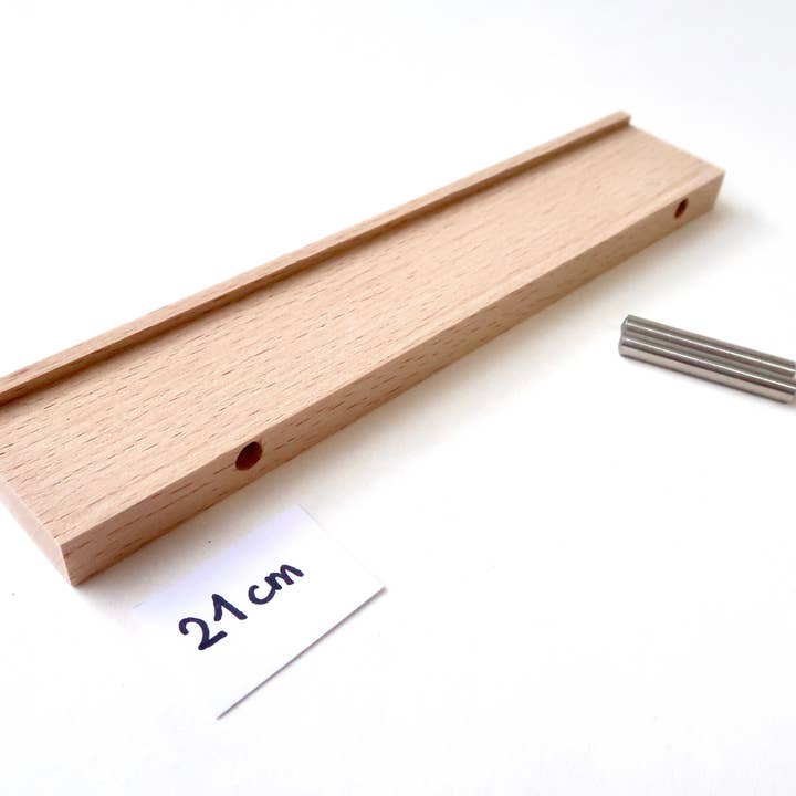 AIRE – wholesale Wall-mounted shelf – Wooden frame for Pegboard and book display11