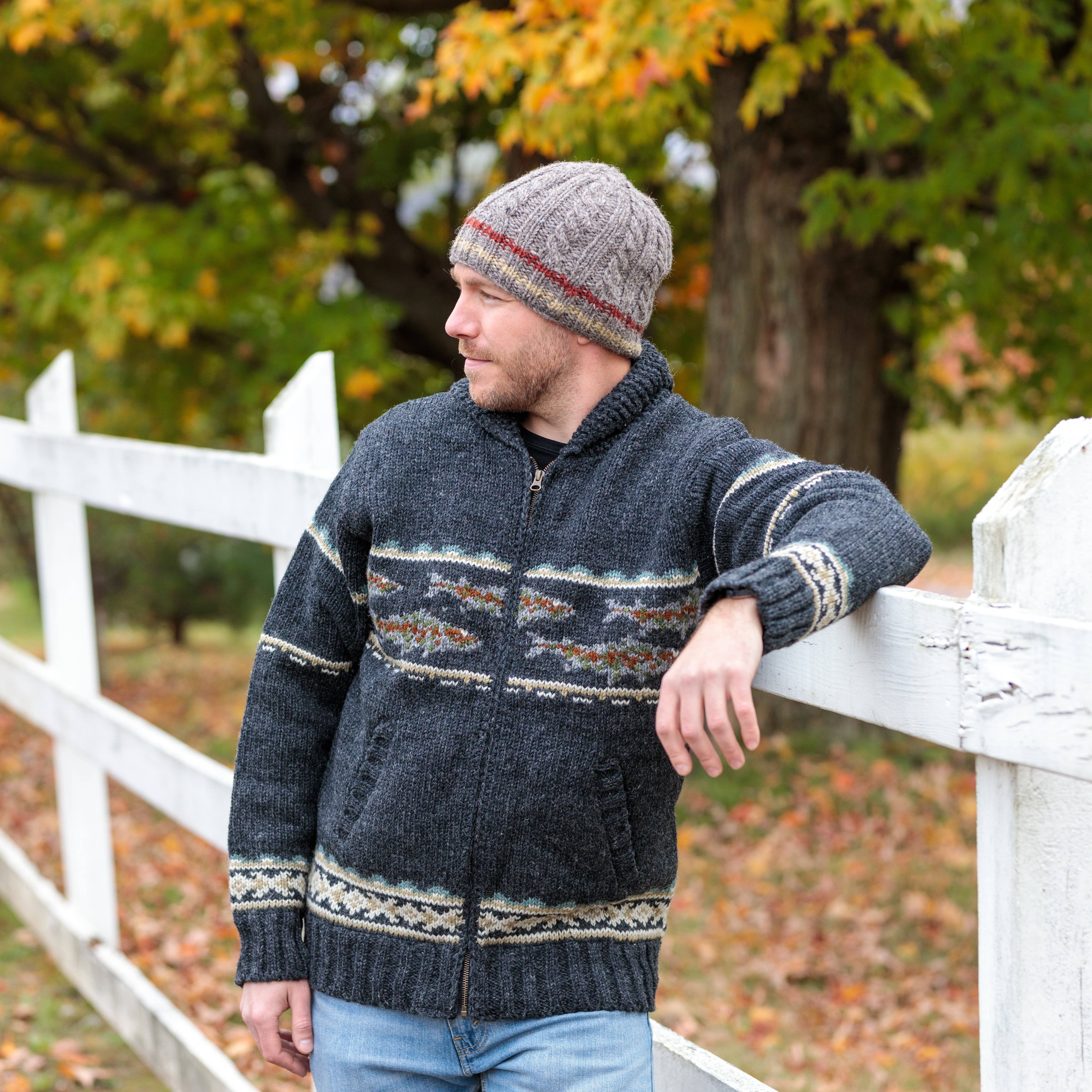 Lost Horizons Knitwear – Ships from USA - Vente Pull en maille – homme - Pull "Gone Fishing" – Tricot en laine pour aventure en pleine nature4