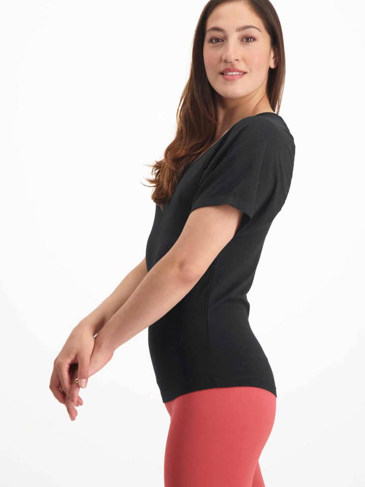Urban Goddess - Vente Haut de sport – femme - Chemise de yoga Chandra - Noir urbain2