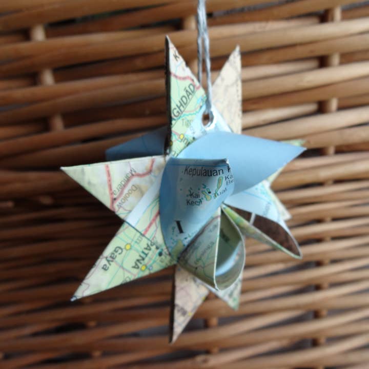 The Foxes Tail - Wholesale Ornament - Upcycle Moravian Star Ornament7