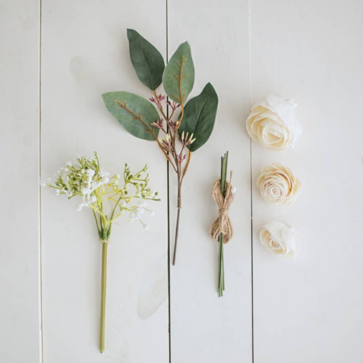 Oh You're Lovely - Wholesale DIY Craft Kit - DIY Boutonniere Kit